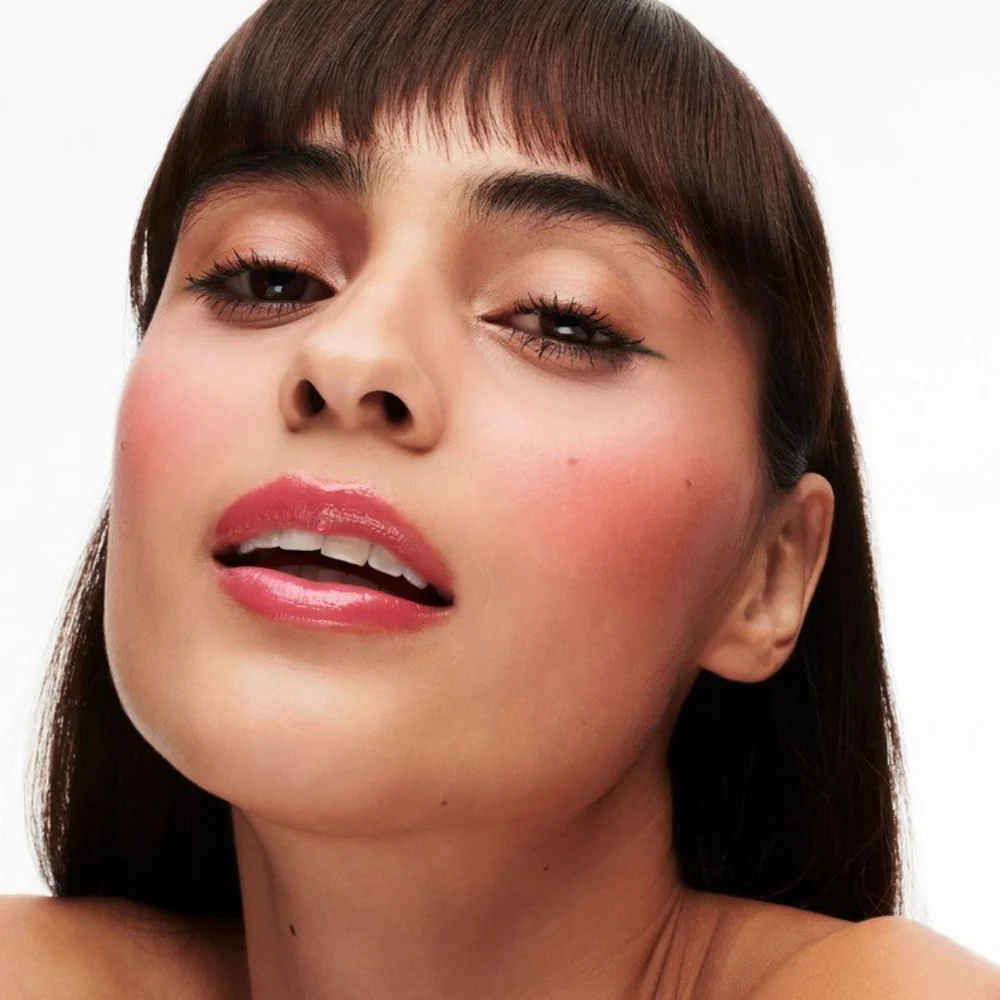MAC Go Play Bouncy Blush in Heat Index -Bright Pink